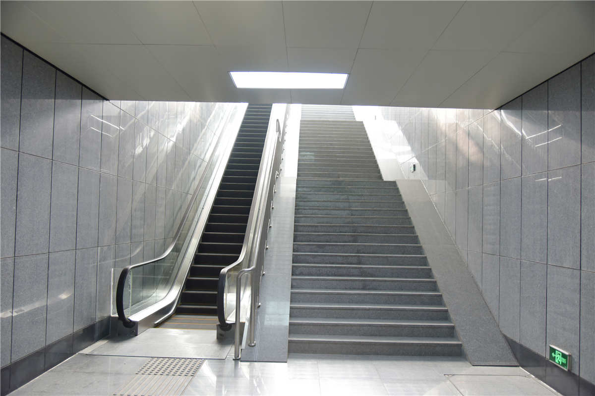 经济开发区城东大道地下通道